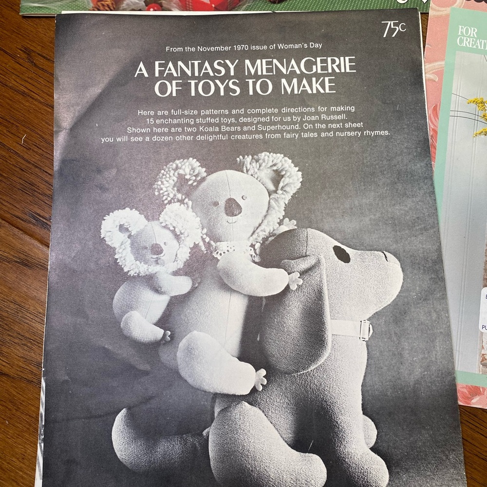 Vintage Craft Pattern Book Collection - Picture 12 of 12
